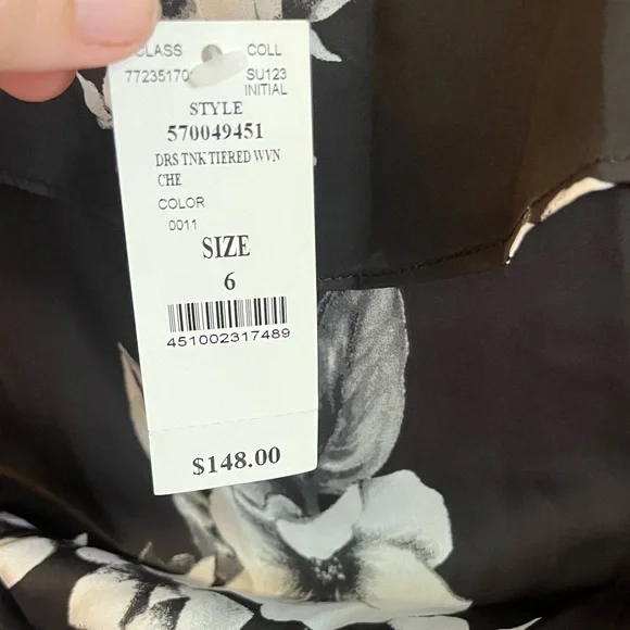 White House Black Market Black and White Floral Dress - Picture 4 of 8